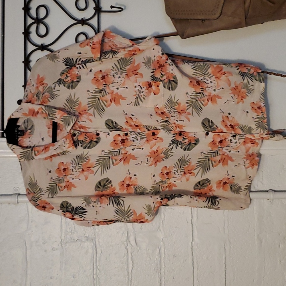 Floral top